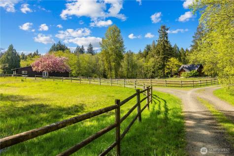 7200 NE Day Road W Bainbridge Island WA 98110