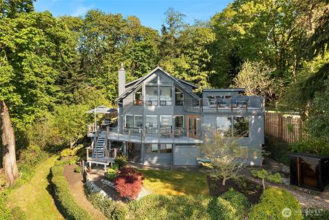 10153 SW 263rd Street Vashon WA 98070