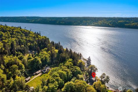 10153 SW 263rd Street Vashon WA 98070