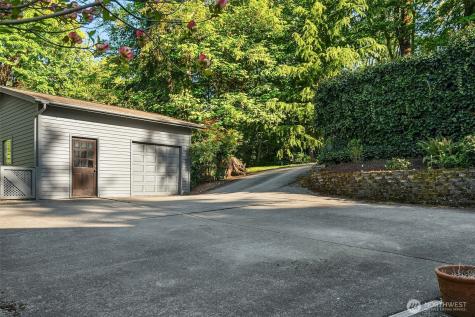 10153 SW 263rd Street Vashon WA 98070