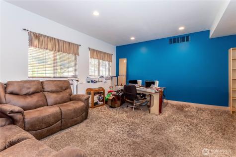 37326 19th Place S Federal Way WA 98003