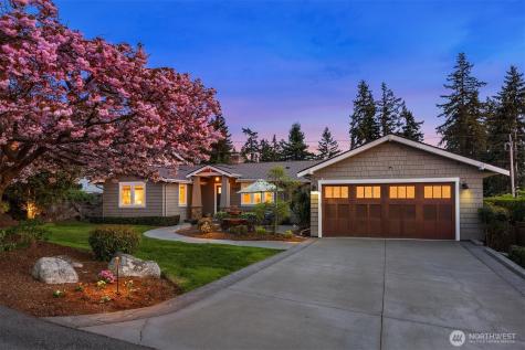 9359 Sunset Way Bellevue WA 98004