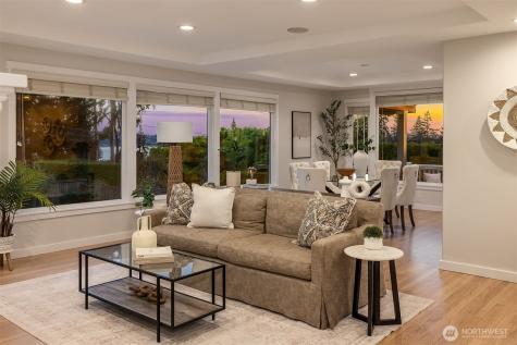 9359 Sunset Way Bellevue WA 98004