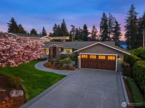 9359 Sunset Way Bellevue WA 98004