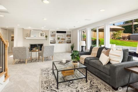 9359 Sunset Way Bellevue WA 98004