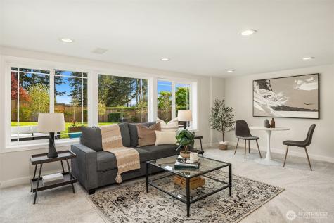 9359 Sunset Way Bellevue WA 98004