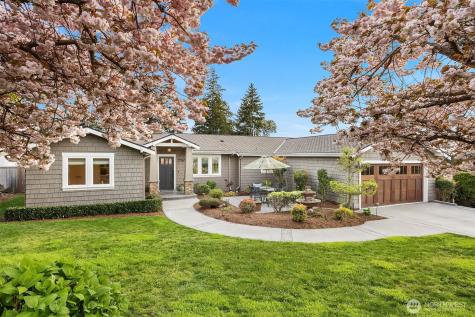 9359 Sunset Way Bellevue WA 98004