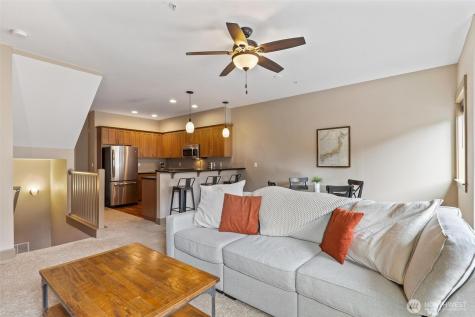 2115 201st Place SE Bothell WA 98012