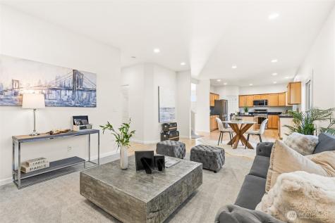 2017 NE 24th Place Renton WA 98056