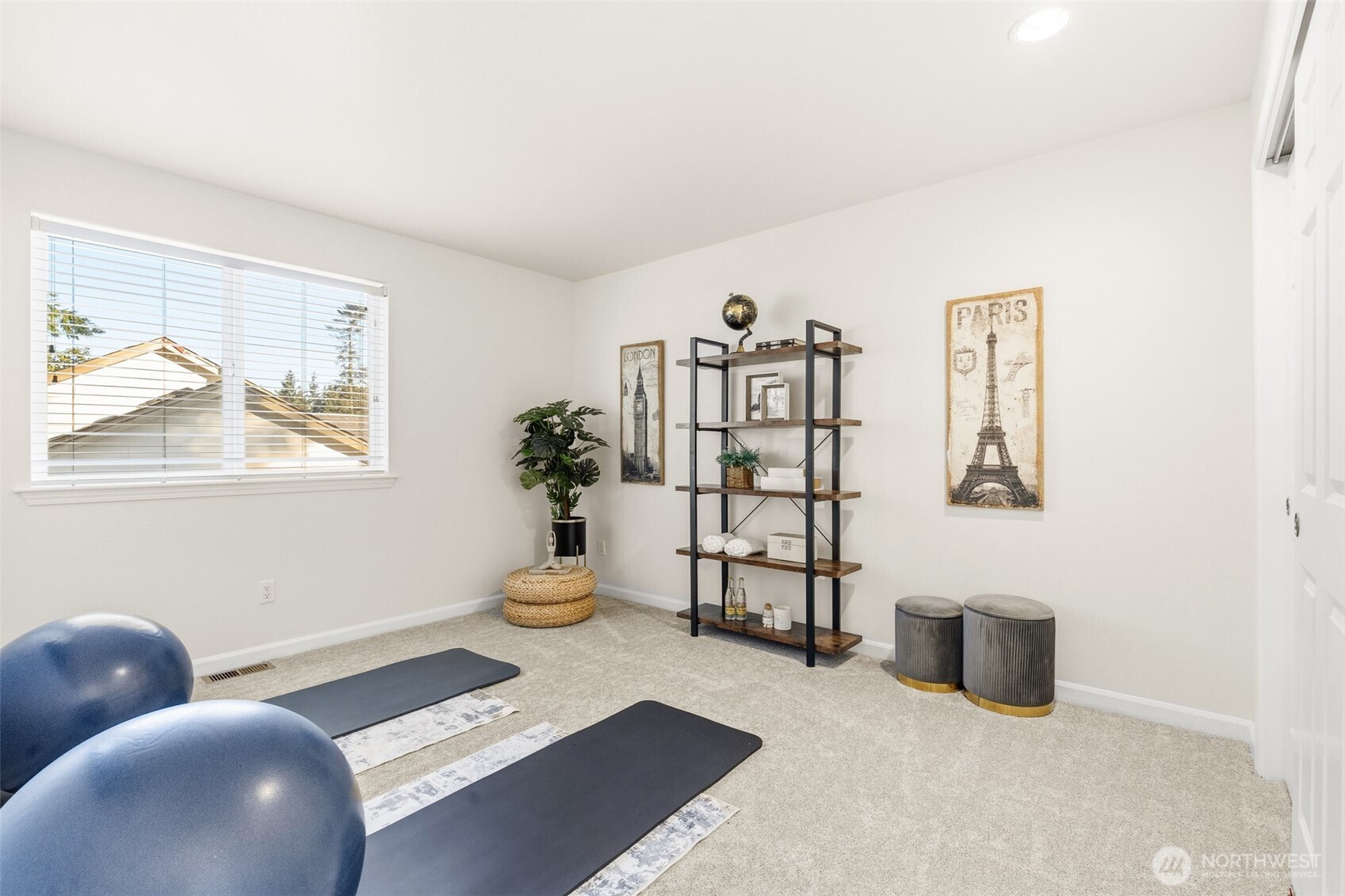2017 NE 24th Place Renton WA 98056