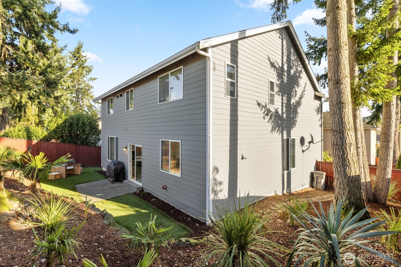2017 NE 24th Place Renton WA 98056