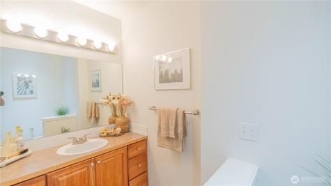 2107 Tacoma Court Tacoma WA 98405