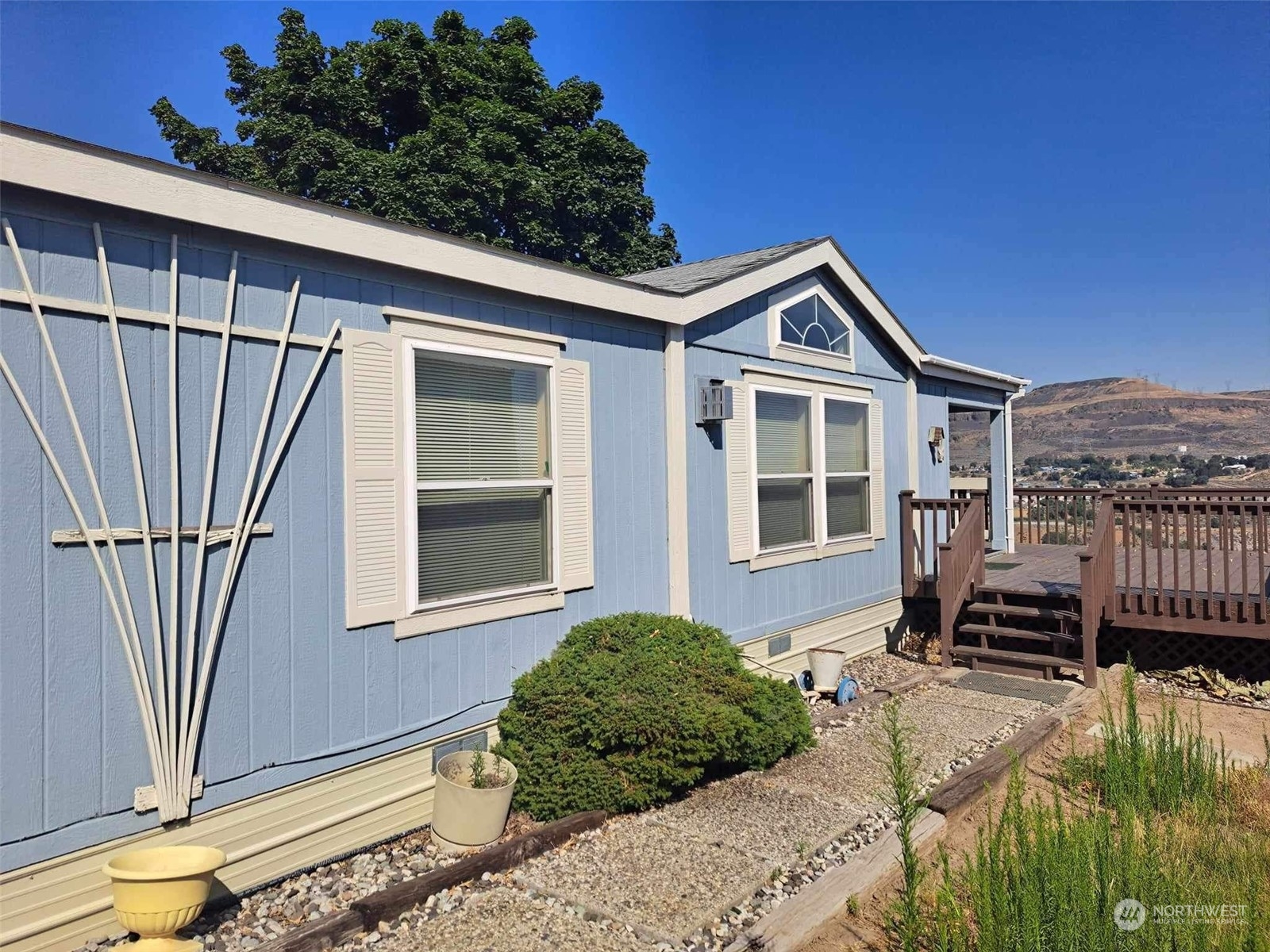 413 Batchelor Square Grand Coulee WA 99133