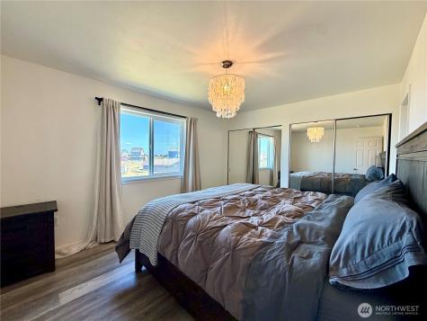 1593 E Ocean Shores Boulevard SW Ocean Shores WA 98569