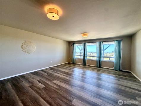 1593 E Ocean Shores Boulevard SW Ocean Shores WA 98569