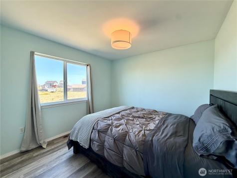 1593 E Ocean Shores Boulevard SW Ocean Shores WA 98569