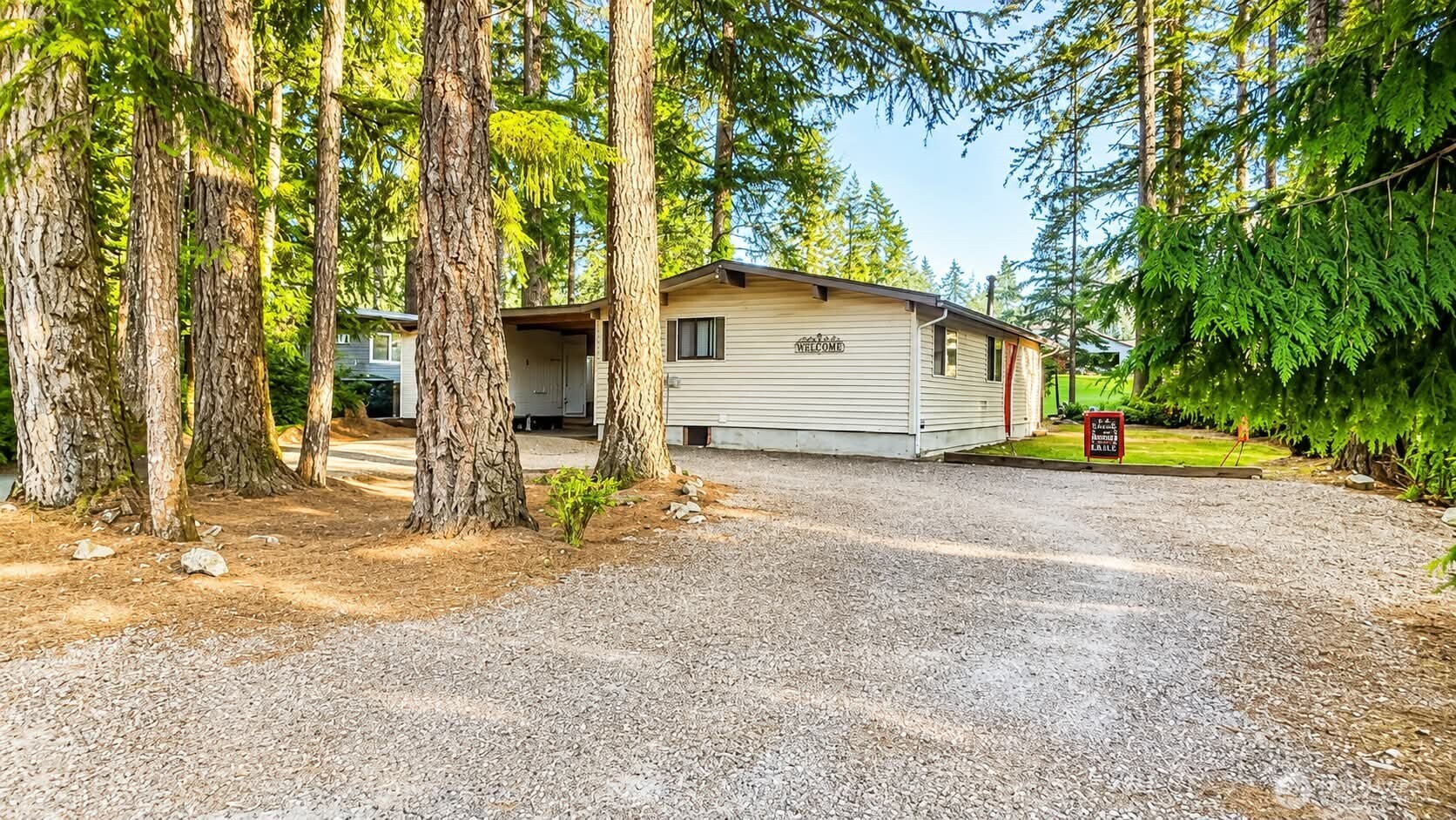 80 E Country Club Drive E Union WA 98592