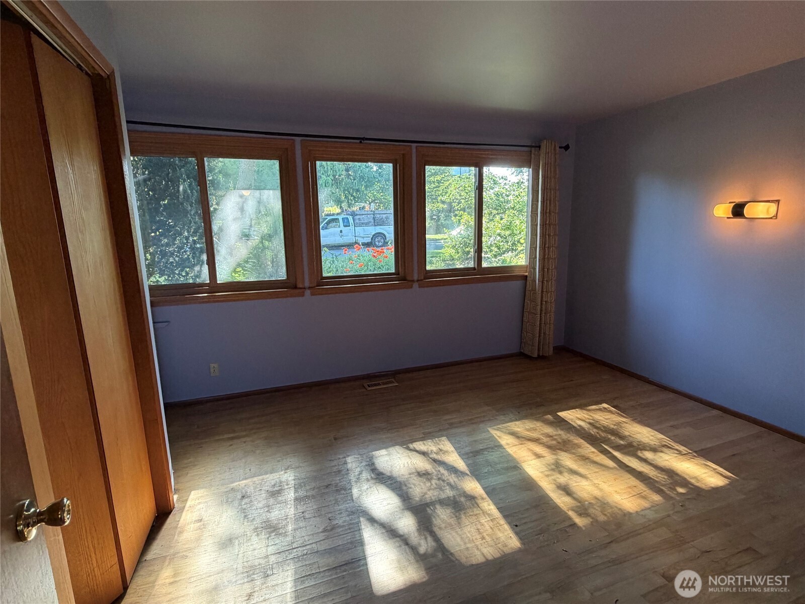 7949 20th Avenue SW Seattle WA 98106