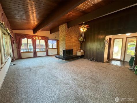 7949 20th Avenue SW Seattle WA 98106