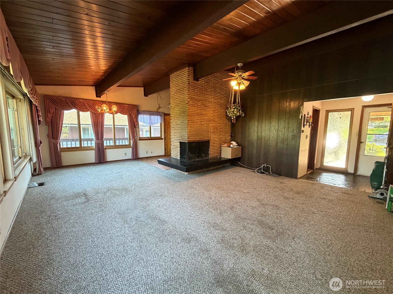 7949 20th Avenue SW Seattle WA 98106