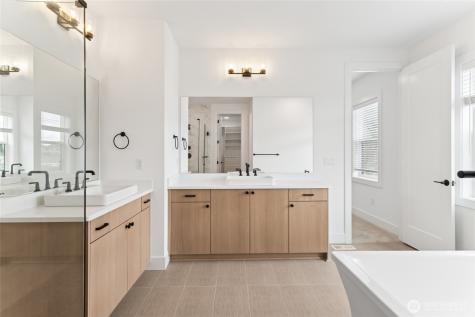 8416 137th Avenue SE Newcastle WA 98059