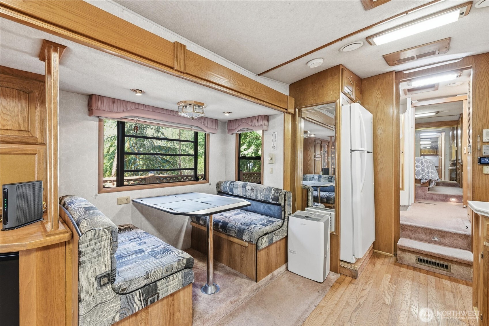 1028 Maple Lane Sumas WA 98295