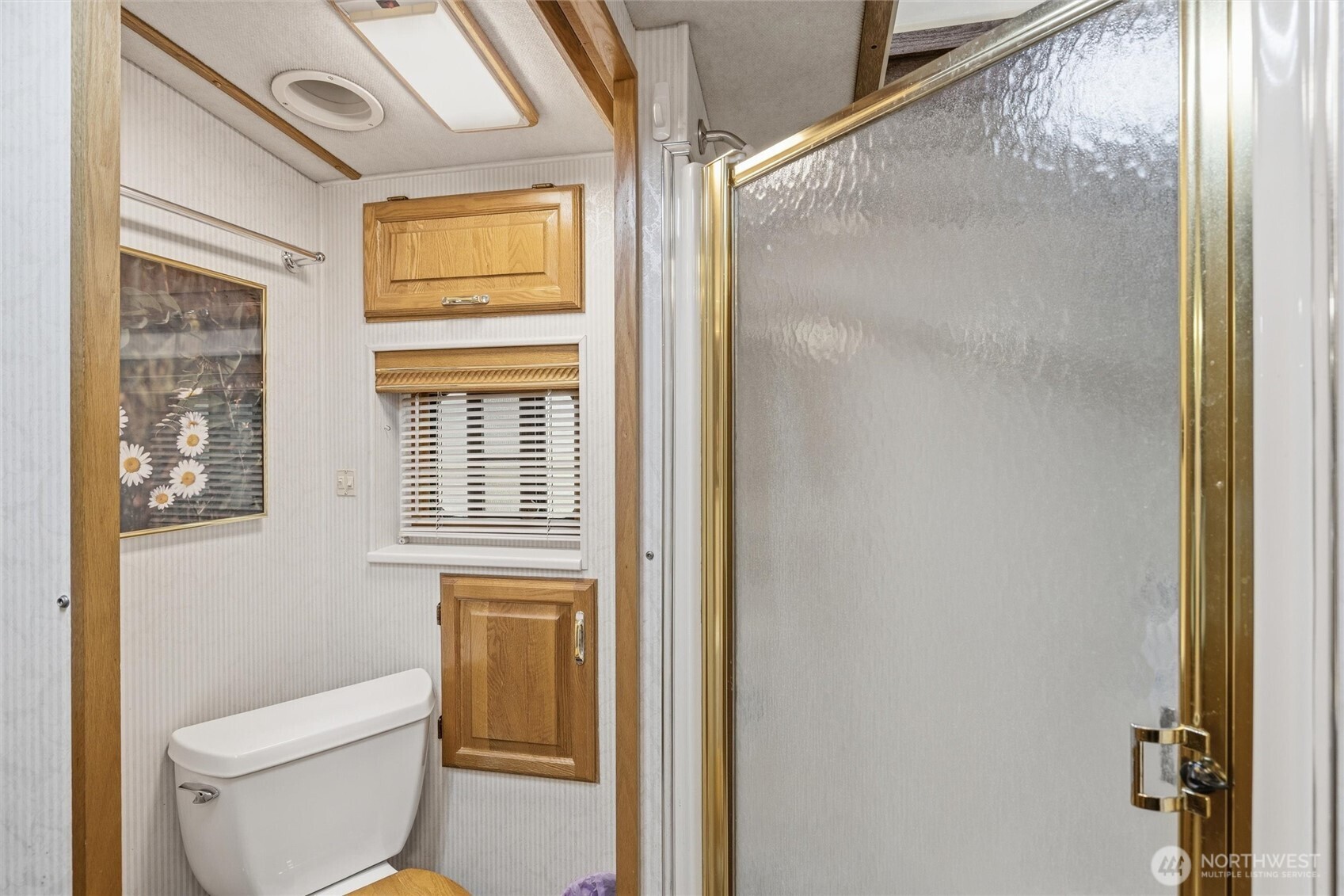 1028 Maple Lane Sumas WA 98295