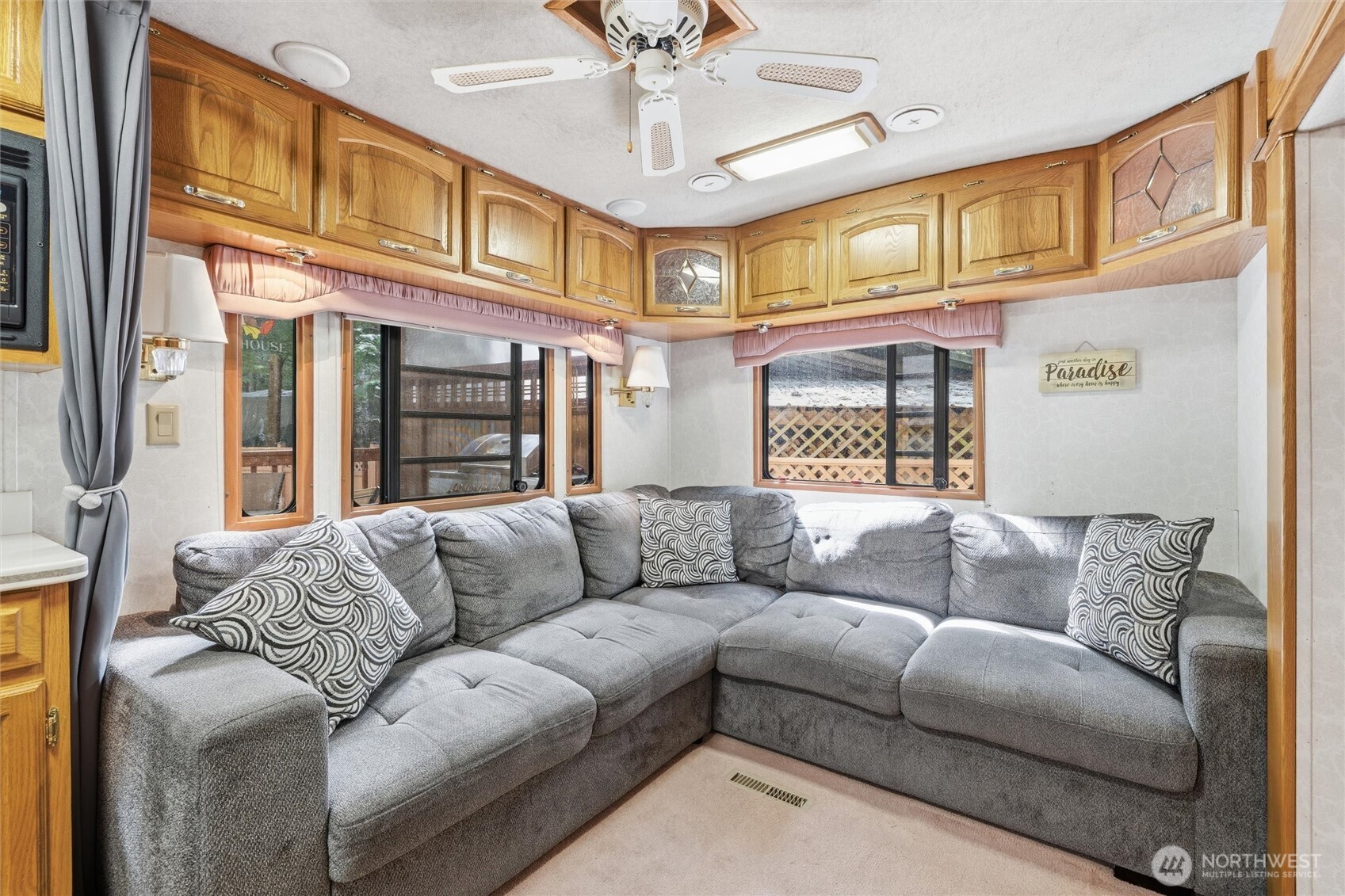 1028 Maple Lane Sumas WA 98295