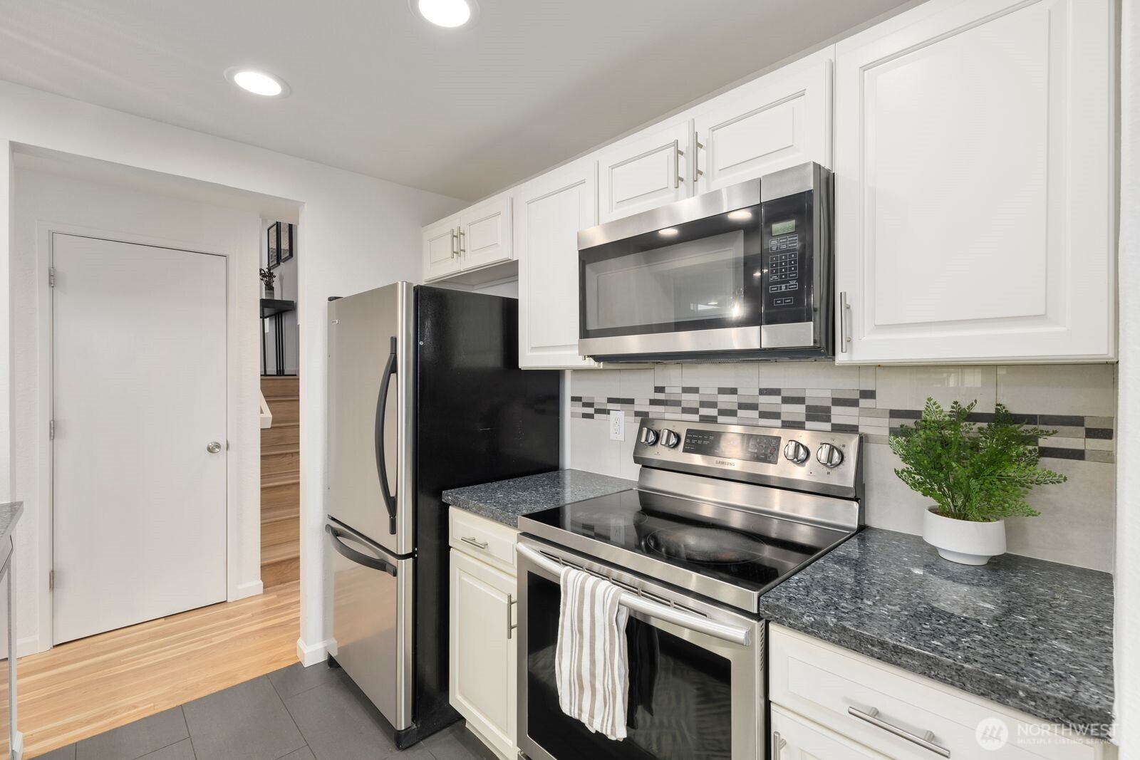 411 Cedar Avenue S Renton WA 98057