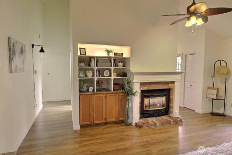 27720 128th Place SE Kent WA 98030