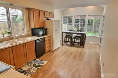 27720 128th Place SE Kent WA 98030