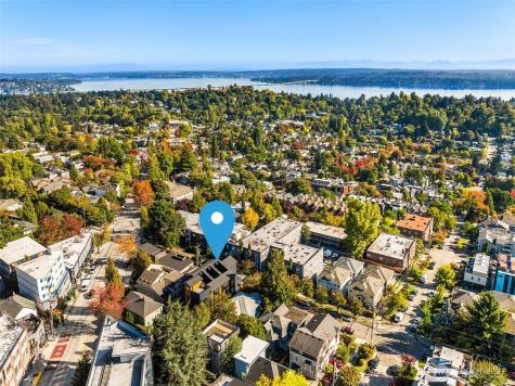 113 24th Avenue E Seattle WA 98112