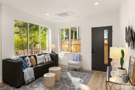 113 24th Avenue E Seattle WA 98112