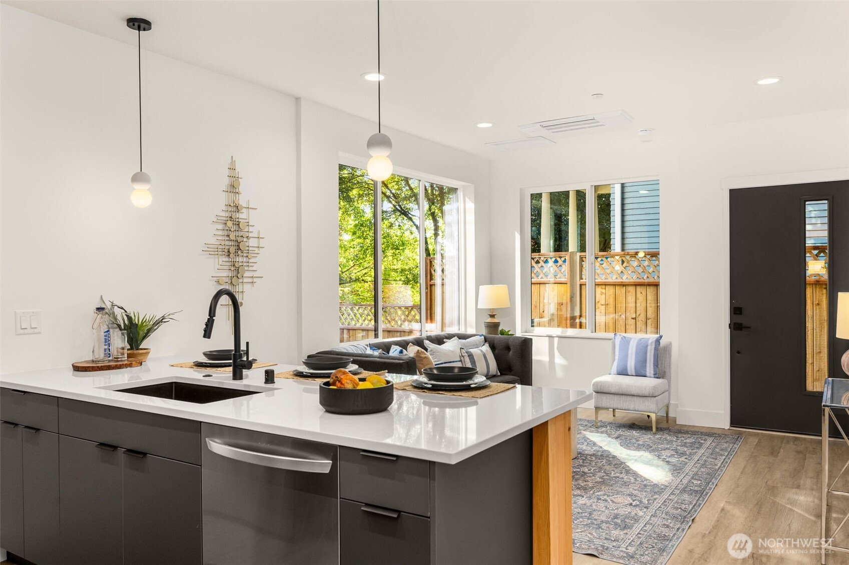 113 24th Avenue E Seattle WA 98112