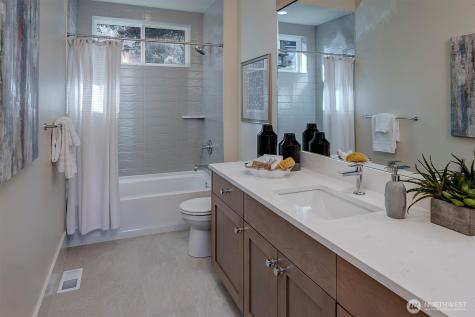 3036 67th Avenue SE Mercer Island WA 98040