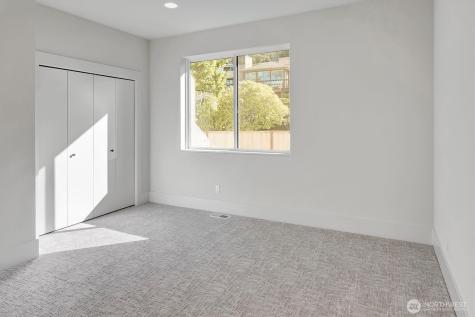 3036 67th Avenue SE Mercer Island WA 98040