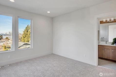 3036 67th Avenue SE Mercer Island WA 98040