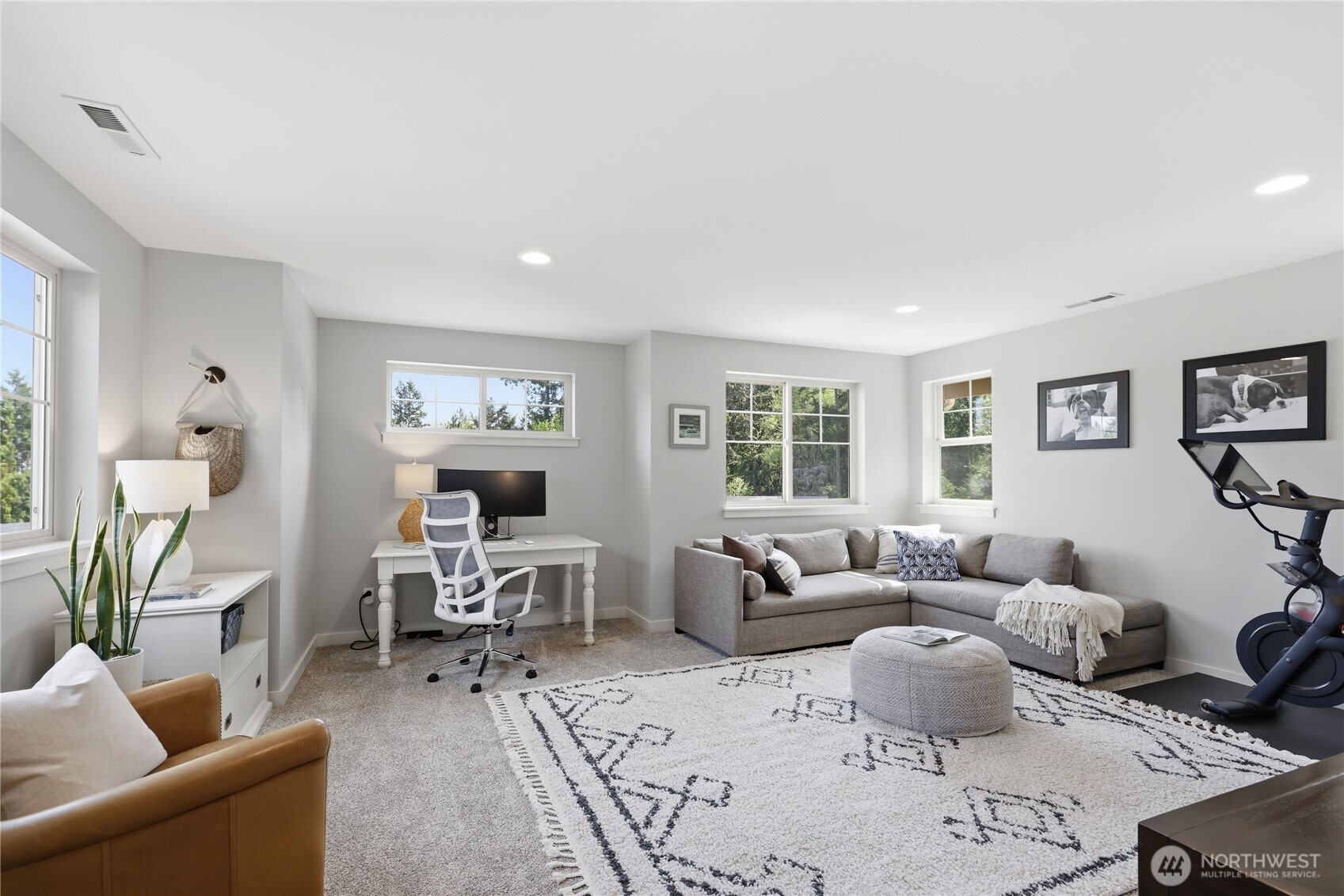 5726 Solana Lane NE Bainbridge Island WA 98110