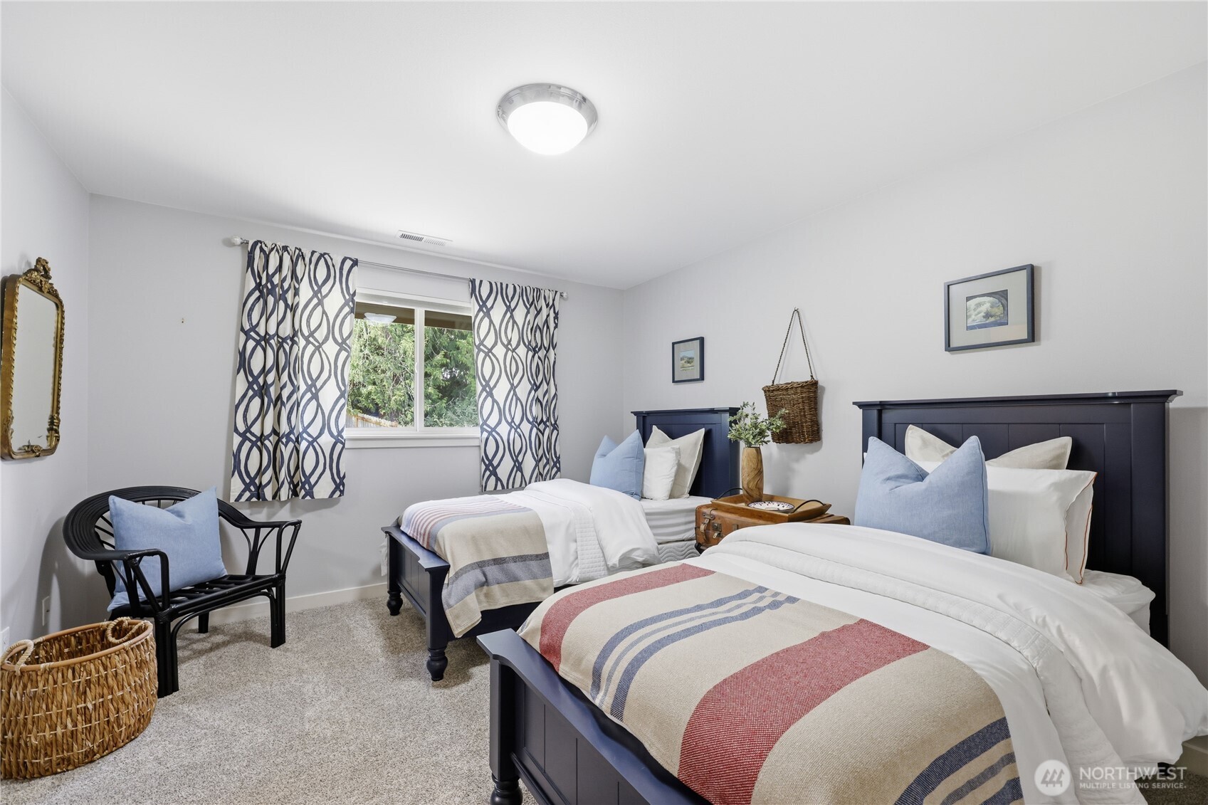 5726 Solana Lane NE Bainbridge Island WA 98110