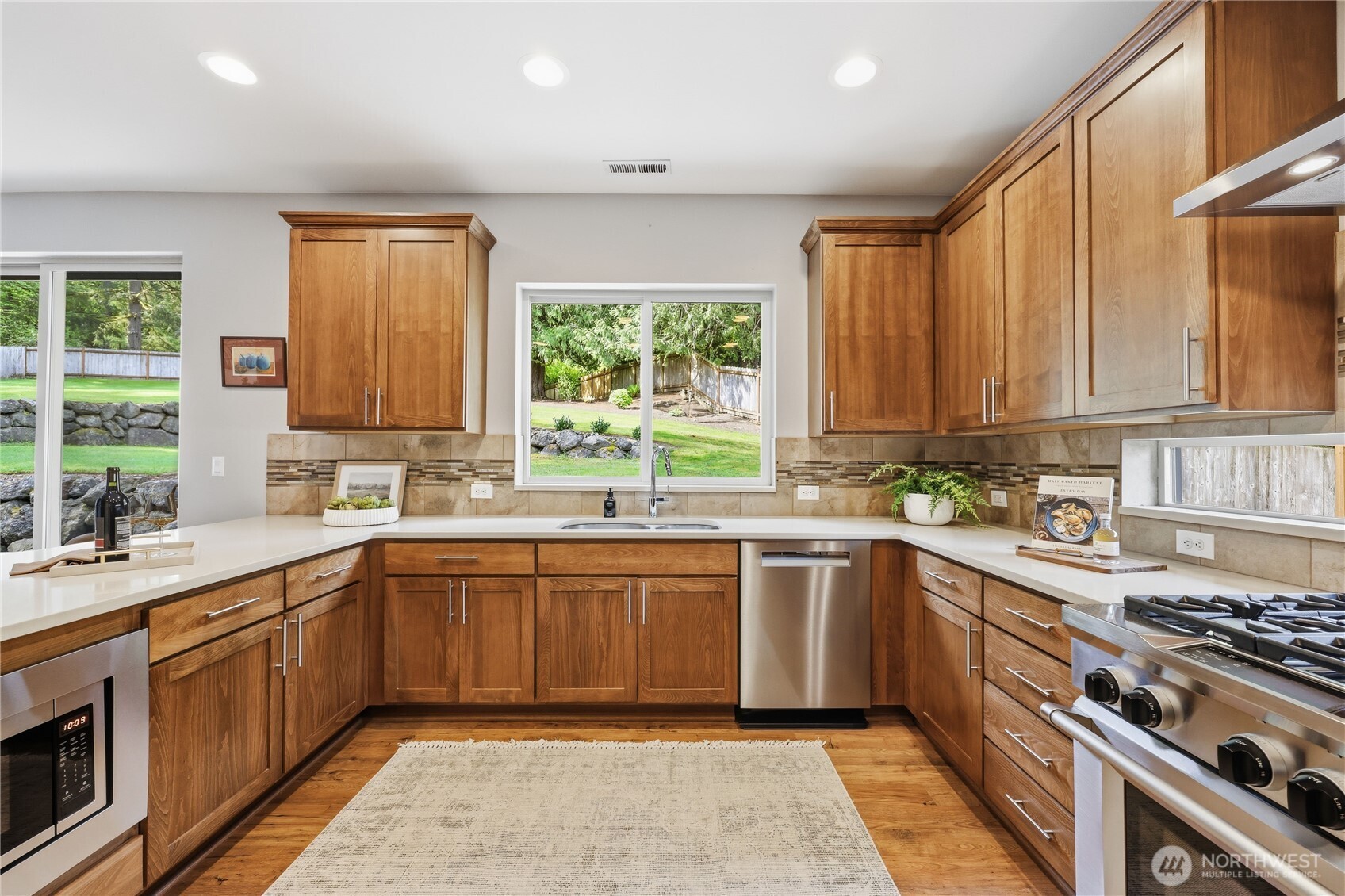 5726 Solana Lane NE Bainbridge Island WA 98110