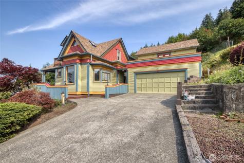 209 Ferry Street South Bend WA 98586