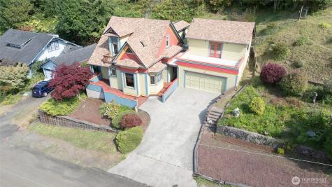 209 Ferry Street South Bend WA 98586