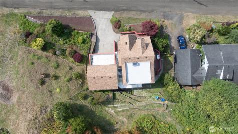 209 Ferry Street South Bend WA 98586