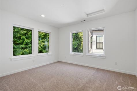12109 NE 105th Street Kirkland WA 98033