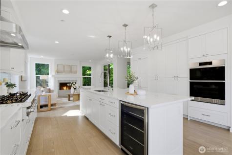 12109 NE 105th Street Kirkland WA 98033