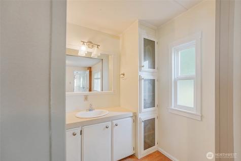 9403 Pierce Lane Sedro Woolley WA 98284