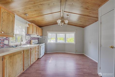 9403 Pierce Lane Sedro Woolley WA 98284