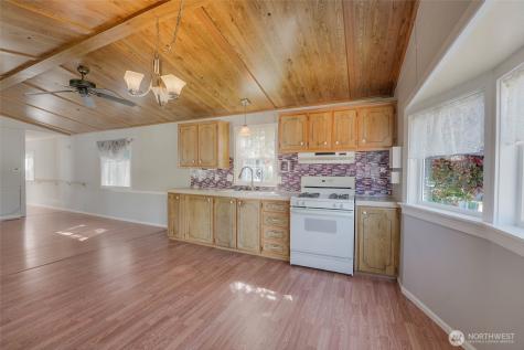 9403 Pierce Lane Sedro Woolley WA 98284