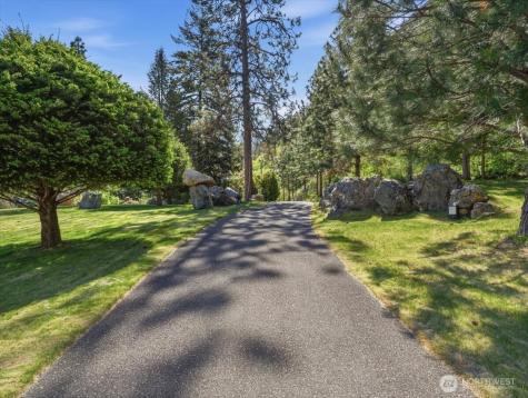 170 Hania Lane Chelan WA 98816