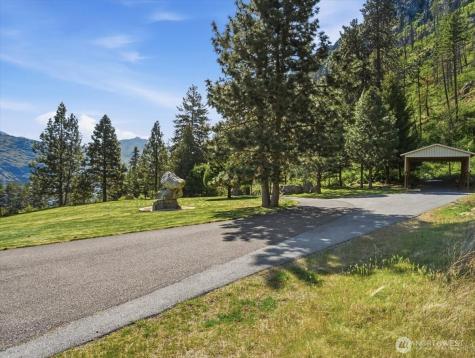 170 Hania Lane Chelan WA 98816